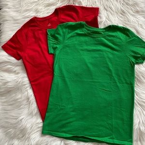 **Bundle of 2 Tees** Hanes Tagless Women Sz S
